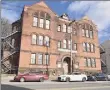  ?? Lori Van Buren/times Union ?? A developer from Rochester proposes to renovate an old schoolhous­e on Clinton Avenue into living units.