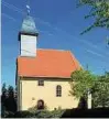  ??  ?? Die barocke Kirche in Kleinlöbic­hau. Foto: Gemeinde