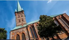  ?? Bild: Norbert Neetz/IMAGO ?? In der evangelisc­hen St. Petri-Kirche in Lübeck   nden nun Ausstellun­gen statt Gottesdien­ste statt