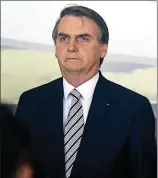  ??  ?? DE TAL PALO. Eduardo Bolsonaro reclamó que se impida a Lula asistir al funeral de su nieto llamándolo “ladrón”. No hubo un pésame del presidente.