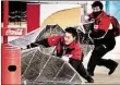  ?? DPA-BILD: JACOBSON ?? Umherflieg­ende Banden in Pyeongchan­g