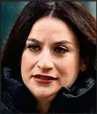  ??  ?? Protection: Luciana Berger