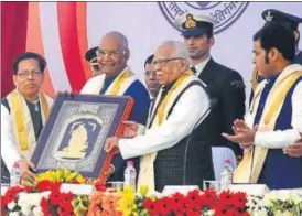  ?? HT PHOTO ?? President Ram Nath Kovind and Governor Ram Naik at the convocatio­n.