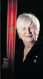  ?? JANA CHYTILOVA/THE OTTAWA CITIZEN ?? Anne Heggtveit-Hamilton, during a 2010 visit, with one of the skis she wore to win the slalom gold medal at the 1960 Winter Olympics held in Squaw Valley, Calif.