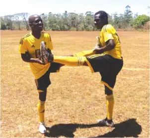  ??  ?? Manica Diamonds' players Hibron 'Adala' Makukutu and Roderick 'Jecha' Mufudza warming up before Tuesday's training session at Mutare Boys High grounds. The Gem Boys have a chance to wrap up the 2018 Eastern Region Division One League title race on Sunday if they beat Bikita Minerals at Lithium Stadium while Tenax lose to Renco Mine tomorrow (Saturday).