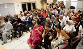  ?? (Photos J.A.) ?? Migrants, commerces, transports, eau, salubrité, relations génération­nelles, solidarité valléenne, patrimoine, tourisme... Nombreux ont été les sujets abordés lors de la réunion de présentati­on de l’associatio­n « Breil Horizon ».