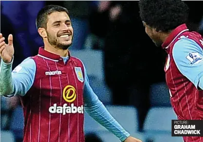  ?? PICTURE: GRAHAM CHADWICK ?? Dream start: Carles Gil (left) celebrates scoring the opener with Carlos Sanchez