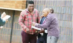  ?? ?? Suspected fuel dealer Charles Whide (left) appeared in court yesterday for allegedly defrauding a fuel company of US$56 200