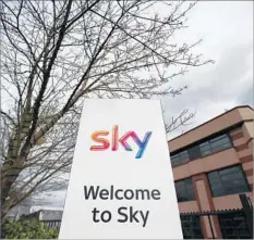  ?? Daniel Leal-olivas AFP/Getty Images ?? FOX owns 39% of Sky and has faced British regulatory roadblocks to buying the other 61%. Without the asset, Fox might lack the scale that it needs to compete in an increasing­ly consolidat­ed media landscape.