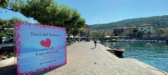  ??  ?? Incanto
Scenografi­e incantevol­i per gli eventi di «Lago di Garda in love», fino al 15 agosto