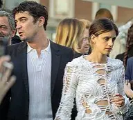  ?? ?? Anna Ferzetti e Pierfrance­sco Favino
Riccardo Scamarcio e Benedetta Porcaroli