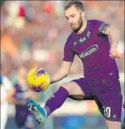  ??  ?? German Pezzella of Fiorentina has tested positive.
GETTY IMAGES