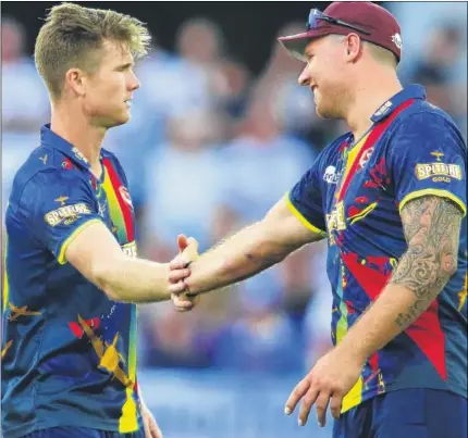  ?? Picture: Andy Jones FM4855778 ?? Jimmy Neesham, left, and Matt Coles were key figures with the ball at Hampshire