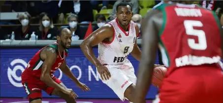  ??  ?? Marcos Knight ( points) a impulsé le sursaut d’orgueil monégasque hier, mais les Russes du Lokomotiv Kuban étaient trop forts.