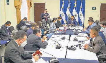  ??  ?? Pendiente. En la próxima reunión de la comisión política pueden crear la comisión especial.