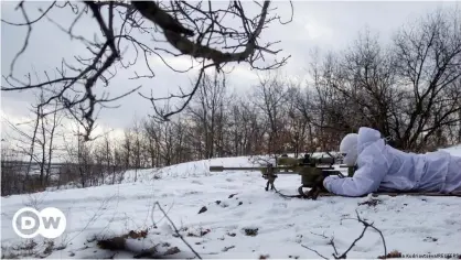  ?? ?? Украинский военнослуж­ащий во время учений