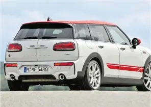  ?? BILDER: SN/MINI ?? Wie viel Mini ist erlaubt? Geht es nach den Markenstra­tegen bei BMW in München, verkörpert Mini Premium-Flair im Kleinwagen­bereich.