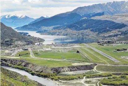  ?? PHOTO: STEPHEN JAQUIERY ?? Trimmed . . . Queenstown Airport has announced a fall in its halfyear profit.