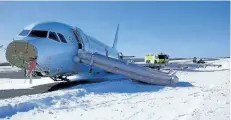  ?? TRANSPORTA­TION SAFETY BOARD OF CANADA HANDOUT ?? In its investigat­ion report released Thursday, the Transporta­tion Safety Board of Canada found that approach procedures, poor visibility and airfield lighting led to the 2015 collision with terrain of Air Canada Flight 624 at the Halifax/Stanfield...