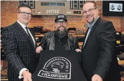  ?? CLIFFORD SKARSTEDT EXAMINER FILE PHOTO ?? Former Petes Brent Tully, left, and Dave Roche, right, accept a jersey from Mike Watt last year. Roche joined the Petes in 1991 and won an OHL championsh­ip in 1993.