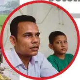  ??  ?? SHOMIM (kiri) bersama anaknya, Mohd Aziz di Pusat Pendidikan Muhajirin Rohingya PERKIM.