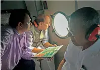  ?? PTI ?? Union Home Minister rajnath Singh conducts an aerial survey of flood-affected areas of Kerala on Sunday. —