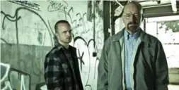  ?? FRANK OCKENFELS/AMC ?? Aaron Paul, left, and Bryan Cranston starred in the gritty TV series Breaking Bad.