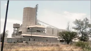  ?? PHOTO: TAWANDA KAROMBO ?? PPC cement plant in Bulawayo, Zimbabwe. PPC’s South African board had three of its members resign and immediatel­y replaced on Friday.