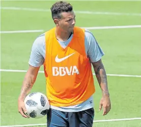  ?? L. THIEBERGER ?? Entero. Edwin Cardona superó una lesión y va de entrada.