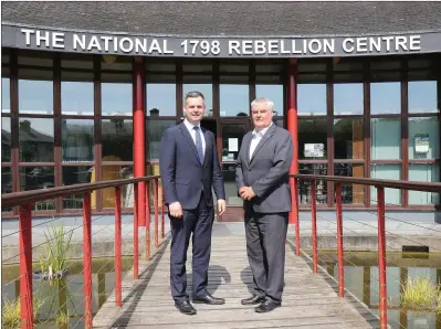  ??  ?? Sinn Féin deputy leady Pearse Doherty TD with Cllr Johnny Mythen at the National 1798 Centre in Enniscorth­y.