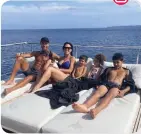  ??  ?? @cristiano «E’ tempo del riposo insieme ai miei amori»: così CR7 su Instagram a corredo della foto in barca con la famiglia