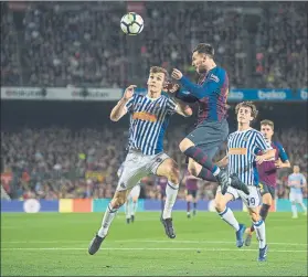  ?? FOTO: PERE PÙNTÍ ?? Amenaza global. Messi puede marcar en cualquier situación