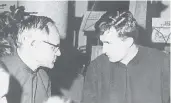  ?? FOTO: BISCHÖFLIC­HES ORDINARIAT ?? Eine Arbeitsgem­einschaft: Karl Rahner SJ (l.) und Karl Lehmann in Rom, um 1962.