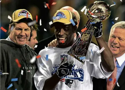  ?? FILE/BARRY CHIN/GLOBE STAFF ?? Super Bowl 36 MVP Deion Branch was part of only one Patriots season (out of seven) with fewer than 10 wins.