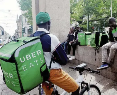  ?? LaPresse ?? Nuove battaglie
I riders di Uber Eats il 24 maggio a Milano hanno già protestato