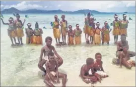  ?? 350 PACIFIC VIA REUTERS ?? ■ SOLOMON ISLANDS: A protest in Marovo Island.