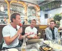  ?? ?? Hugo (left) and Ross Turner talk with the media. At right is Dax Avenido of SAIC Motor Philippine­s.