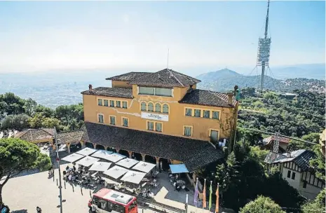  ?? César Rangel ?? Vista del conjunto, que comparte plaza con la entrada al parque, la estación del funicular y el templo