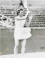  ?? INTERNATIO­NAL TENNIS HALL OF FAME/ COURTESY ?? Shirley Fry Irvin, who lived in West Hartford for 35 years, died last month at age 94 in Florida. She is one of 10 women to win all four Grand Slams, winning Wimbledon
and the French, Australian and US Open titles between 1951-1957.