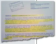  ??  ?? Il documento Sopra, il documento nel quale i sindacati dei lavoratori Bpvi sollevavan­o dei dubbi sulle pressioni esercitate dai vertici per «spingere» sulla vendita di azioni. Risale al 2012, tre anni prima del crac