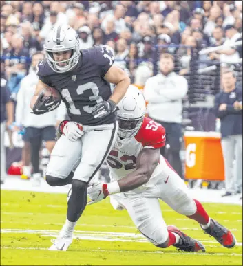  ?? Bizuayehu Tesfaye Las Vegas Review-journal @Heidifang ?? Hunter Renfrow, who emerged as one of the NFL’S best slot receivers last season,
missed two games with a concussion this season and hasn’t found a rhythm.