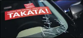  ?? SCOTT MCINTYRE / NEW YORK TIMES ?? Earl Stewart, owner of a dealership in West Palm Beach, refuses to sell vehicles with open Takata airbag recalls, but he accepts cars whose airbags have not yet been fixed.