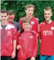  ?? Foto: Karl Sailer ?? Sie holten die U19 Meistersch­aft nach Mering: (hinten von links) Simon Schus ter und Moritz Sycek, (vorne von links) Elias Peters, Tim Sycek und Fabian Kö nig.