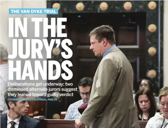  ?? ANTONIO PEREZ/CHICAGO TRIBUNE/POOL ?? Chicago Police Officer Jason Van Dyke in the courtroom on Thursday.