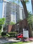  ?? TORONTO STAR/SUSAN PIGG ?? Shiplake plans to use the site of these rental townhouses for its proposed 12- and 29-storey apartment complexes.