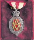  ??  ?? Albert Medal belonging to John Thomson, on show at Smith Art Gallery and Museum, Stirling