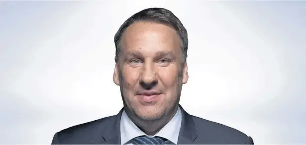  ??  ?? Former Arsenal midfielder and England internatio­nal Paul Merson is set to make a Caerau debut next week against Pontyclun