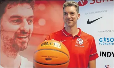  ?? ?? Pau Gasol, ayer en la presentaci­ón en Barcelona de su nueva Academia.