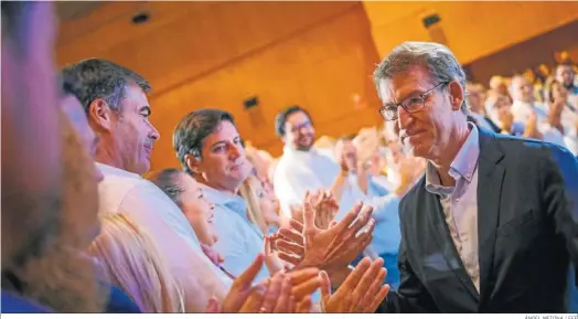  ?? ÁNGEL MEDINA / EFE ?? Alberto Núñez Feijóo, durante la convención de su partido en Las Palmas.