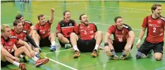  ?? Archivfoto: Willi Seidl ?? Ob die Männer des TV Gundelfing­en am morgigen Samstag etwas zu lachen haben werden? Die Handballer kämpfen in Friedberg um den erstmalige­n Aufstieg in die Landesliga.